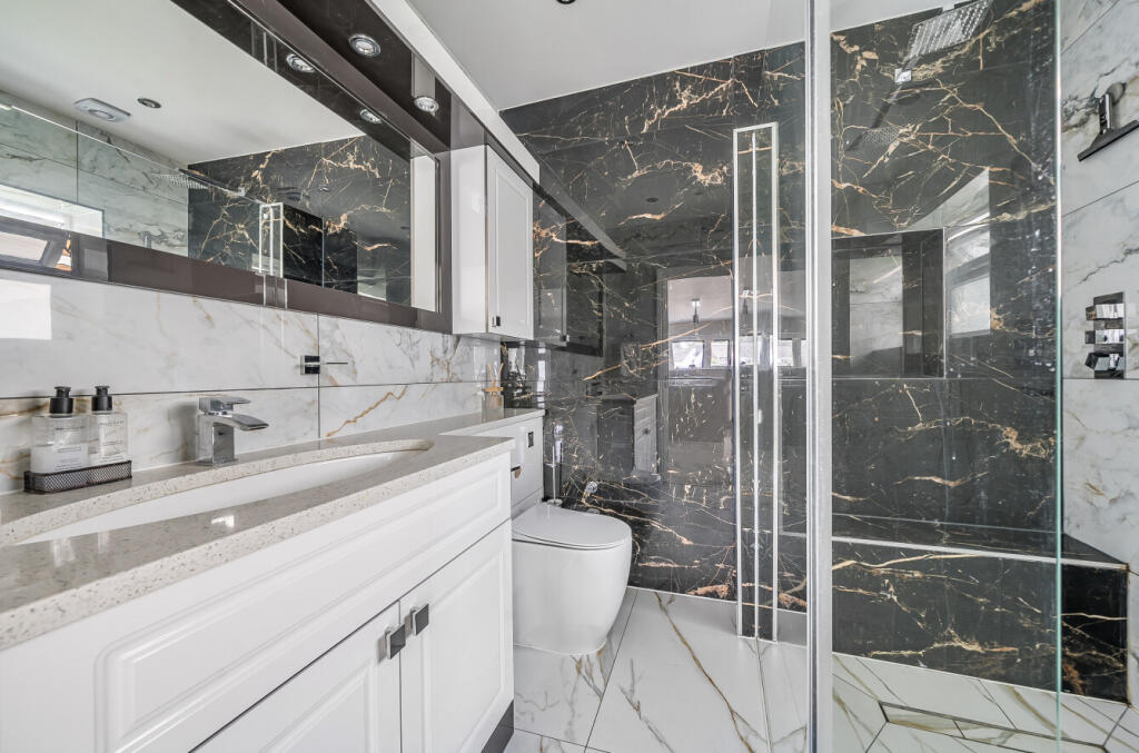 1343170-10-68a896...