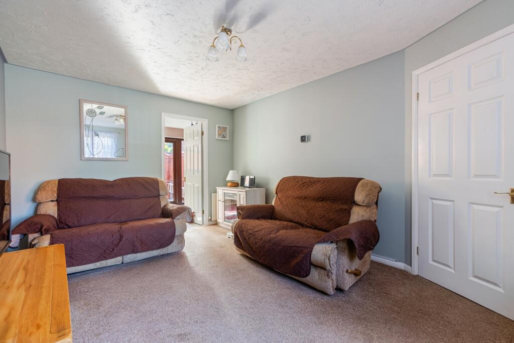 A09 - 29 Merlin Way, Torquay - 250724