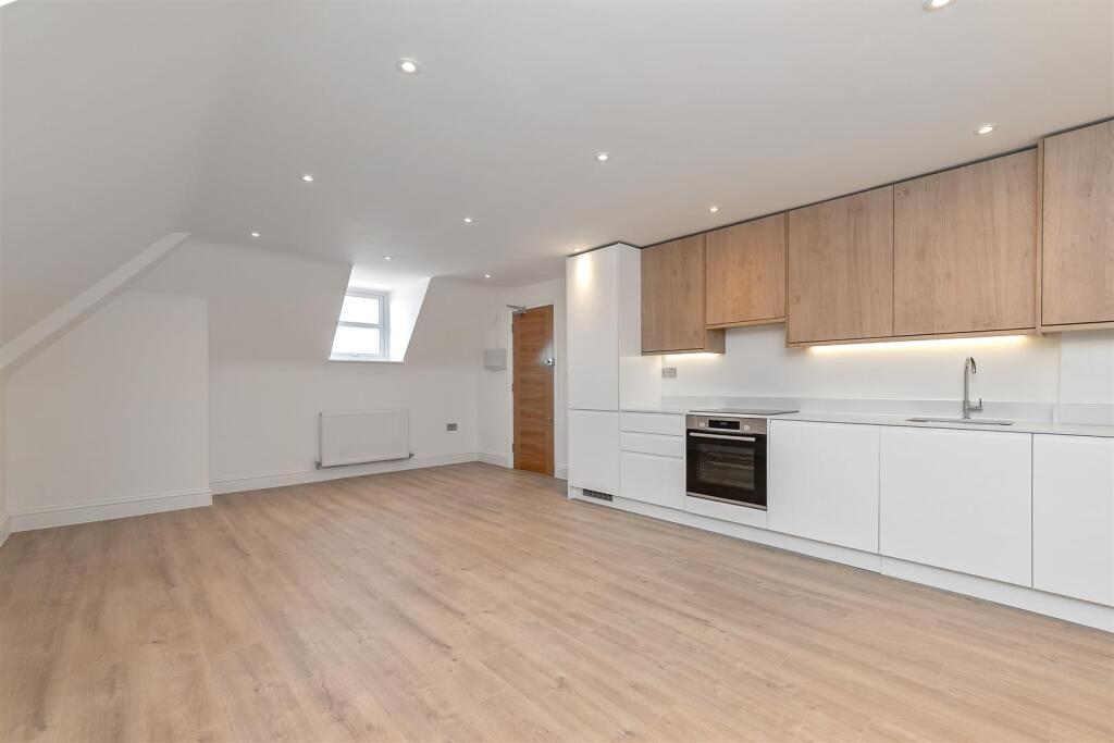 382HatfieldRoad-117.jpg