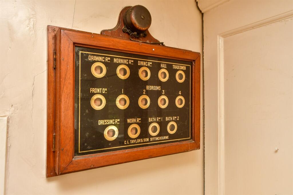 Internal Feature