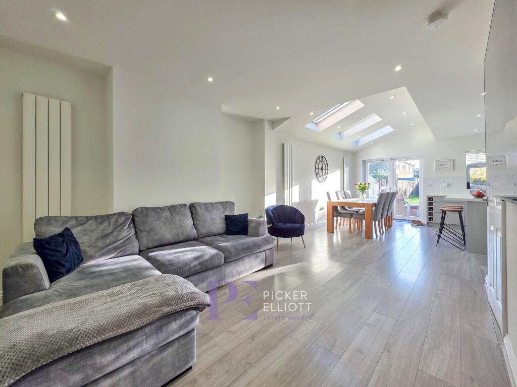 Living kitchen dining room