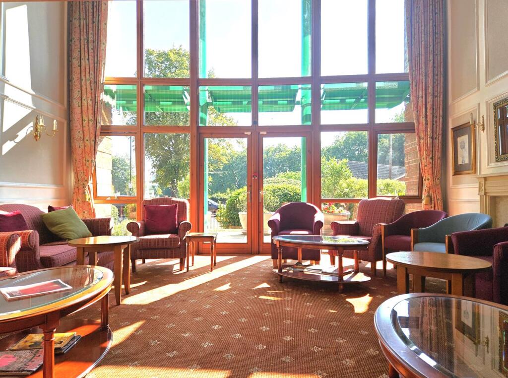 Owners Lounge