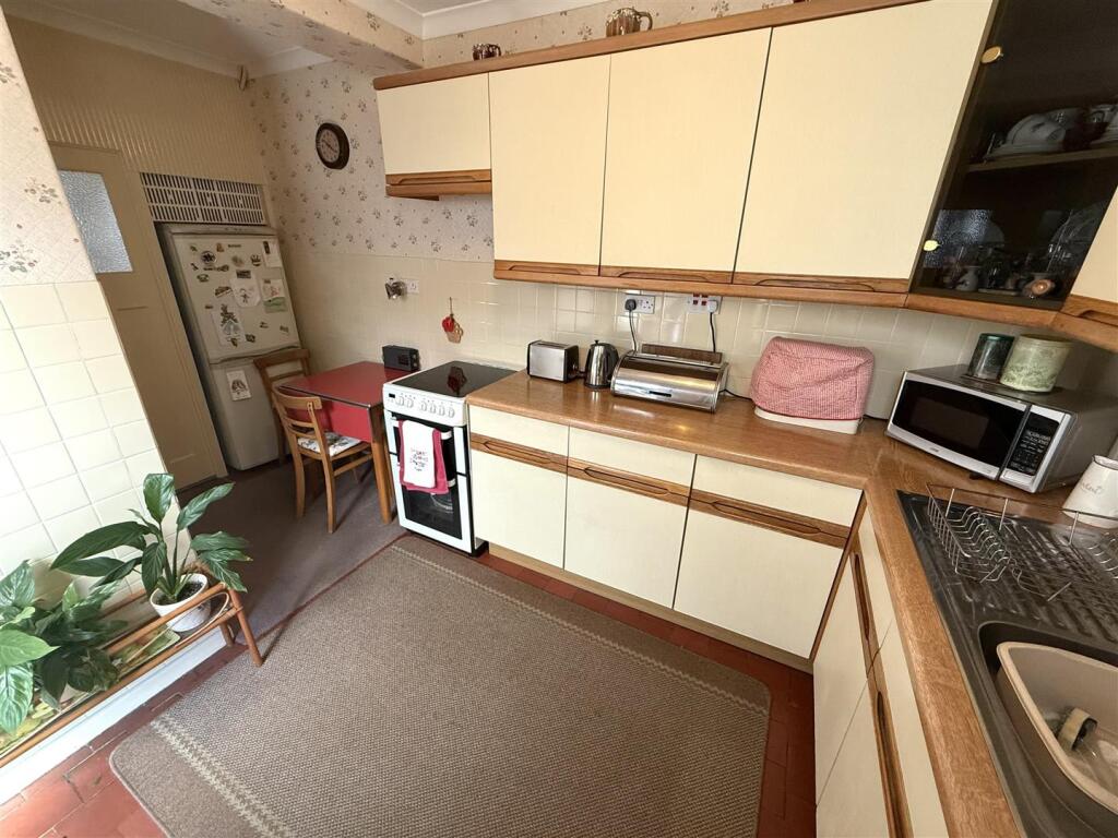 Kitchen / Diner