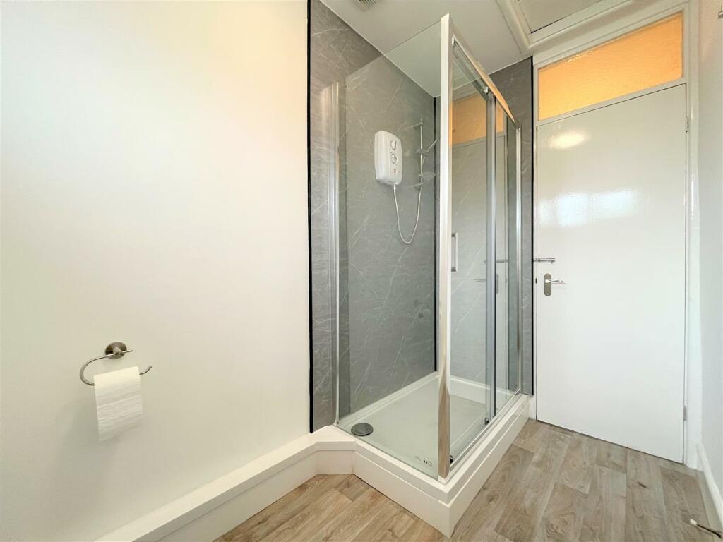 Shower Room Aspect 2