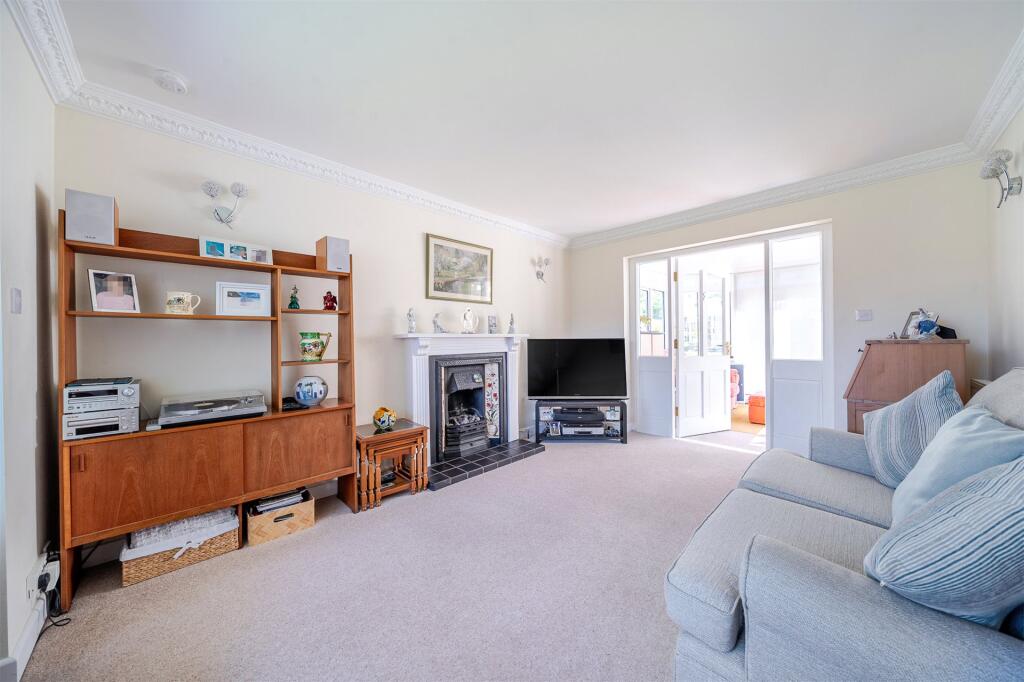 Annexe Sit/Dining Rm