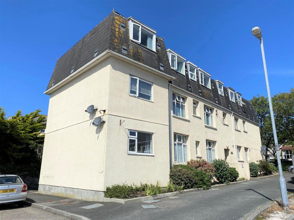 Trelawney Apartments