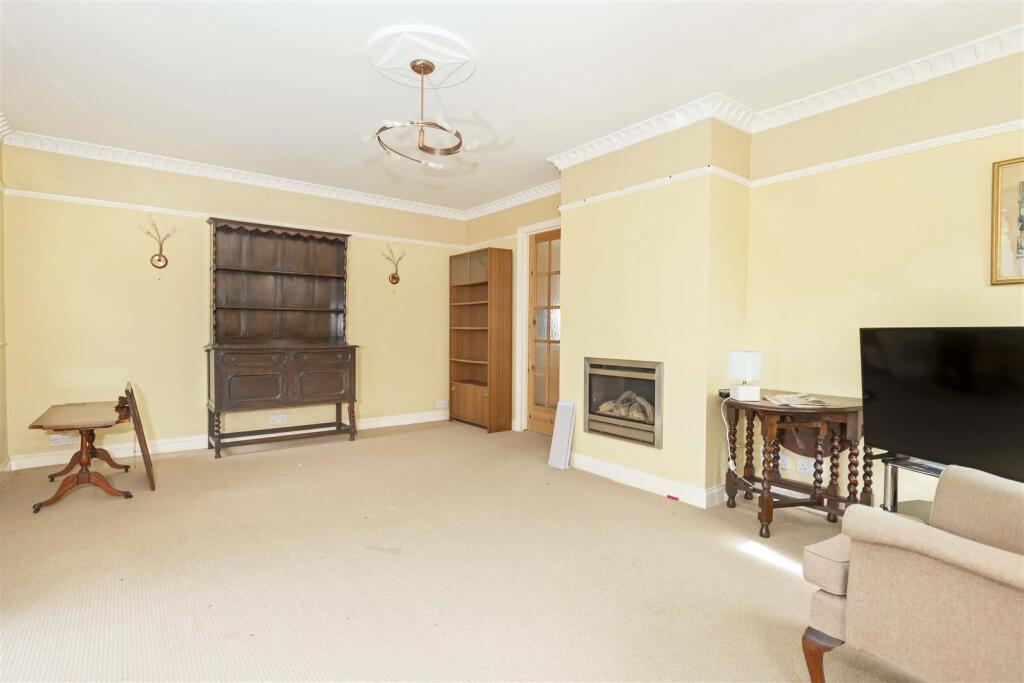 For Sale - Aspire Residential - Stone Lane - Loung