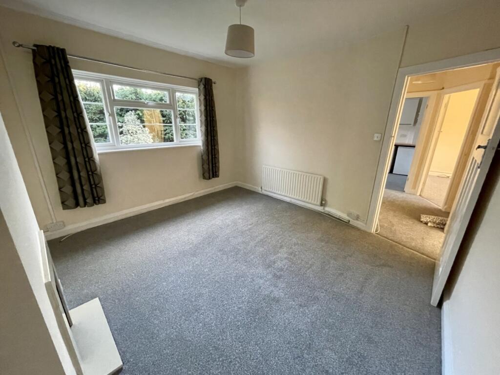 6 Audley Court Be...