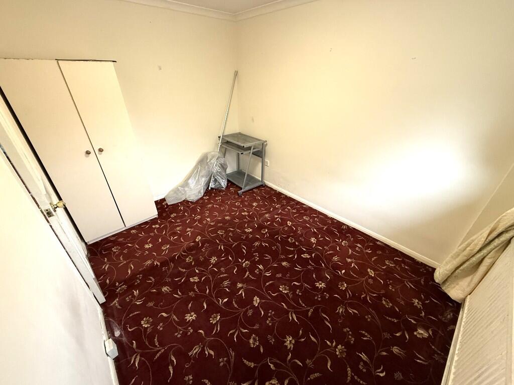 BEDROOM 2 (B)