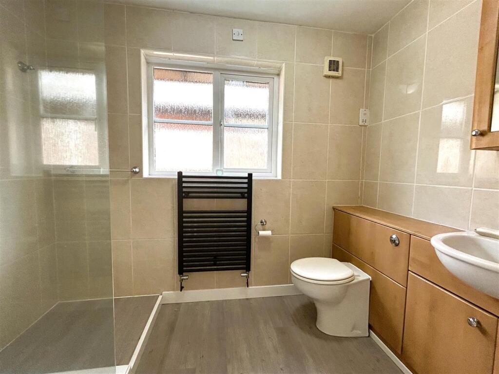 shower room.JPG