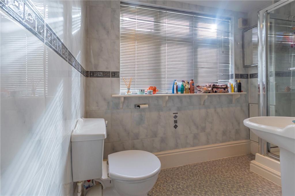 Ground Floor Bathroo