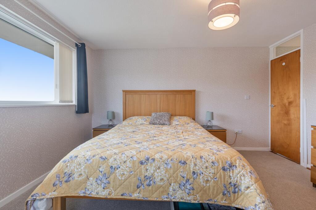 A13 - 1A Silverbridge Close Paignton - 250113