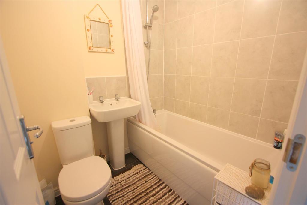 25 Hyns An Vownder Bathroom