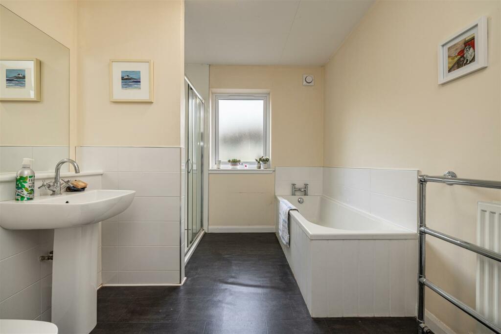 10 Upper Loan Park Lauder 25.JPG