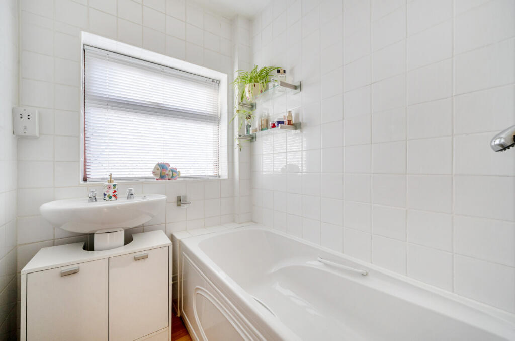 1384025-34-69259d...