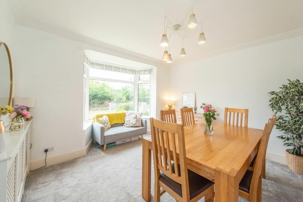 SITTING ROOM DINING ROOM AND DINING KITCHEN