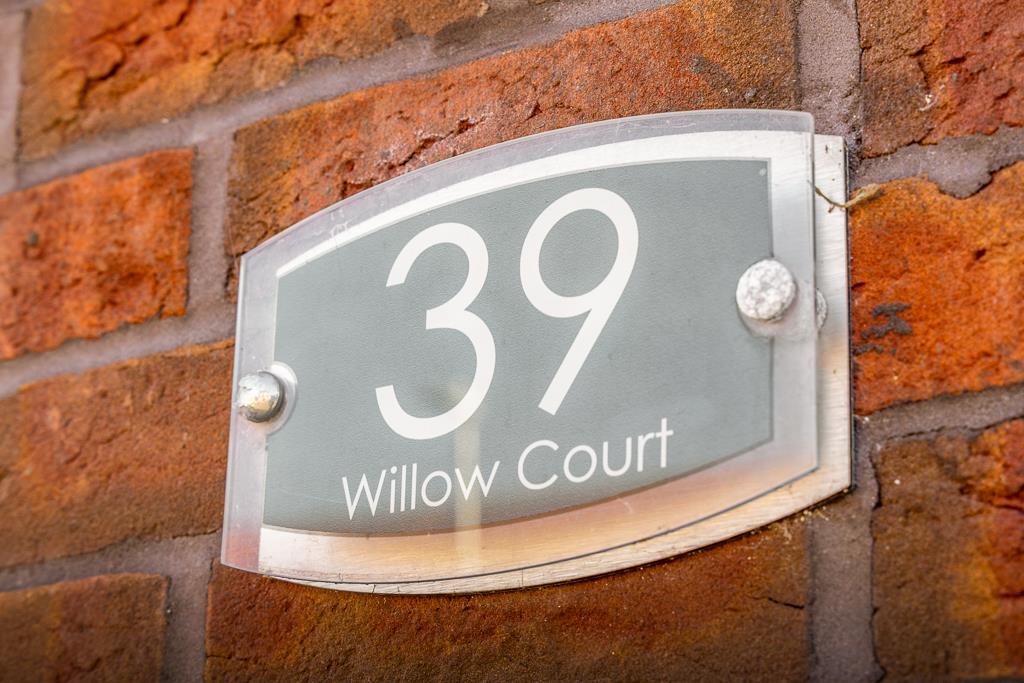 39 Willow Court (Cowbit)-5.jpg