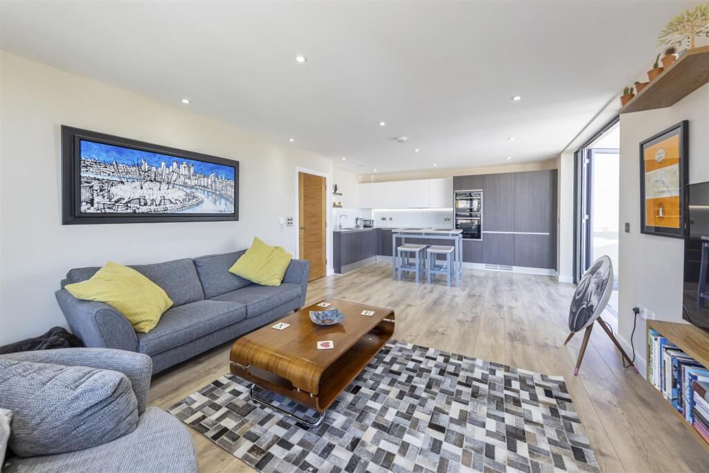 34-The-Bellerby-Apartments,-Leapale-Lane,-Guildfor