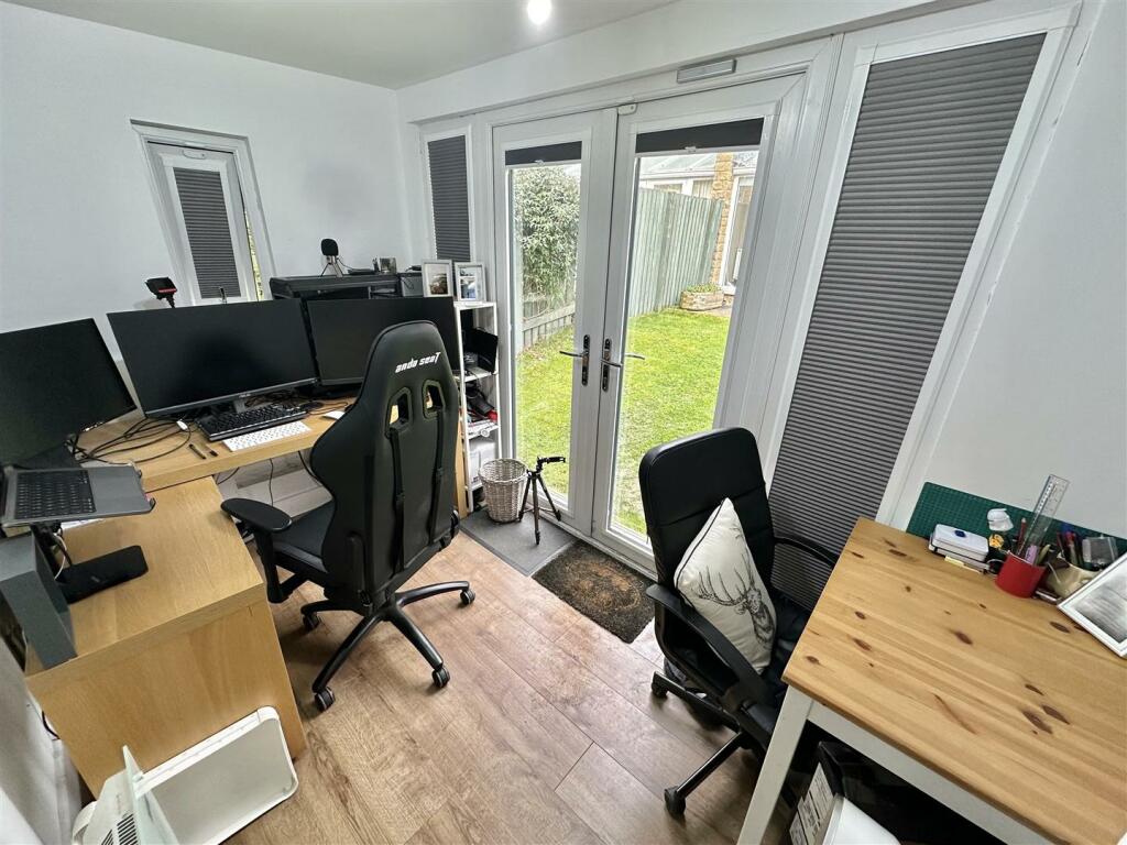 Bramleys Estate Agents - Springfield Court - Liver