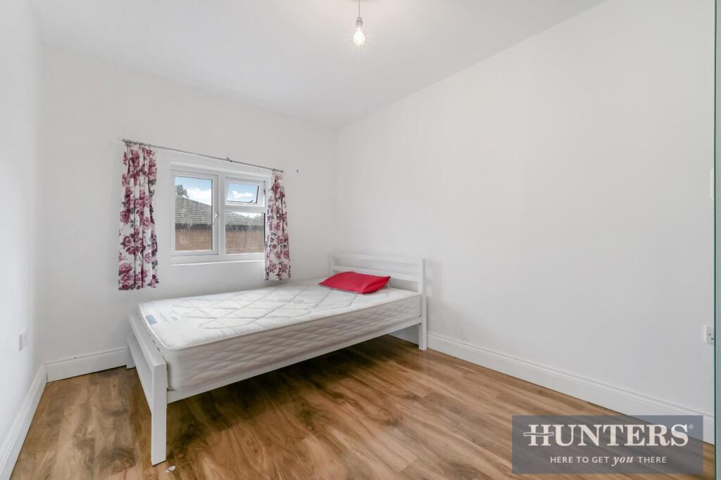 VICARAGE FARM ROAD, -15.jpg