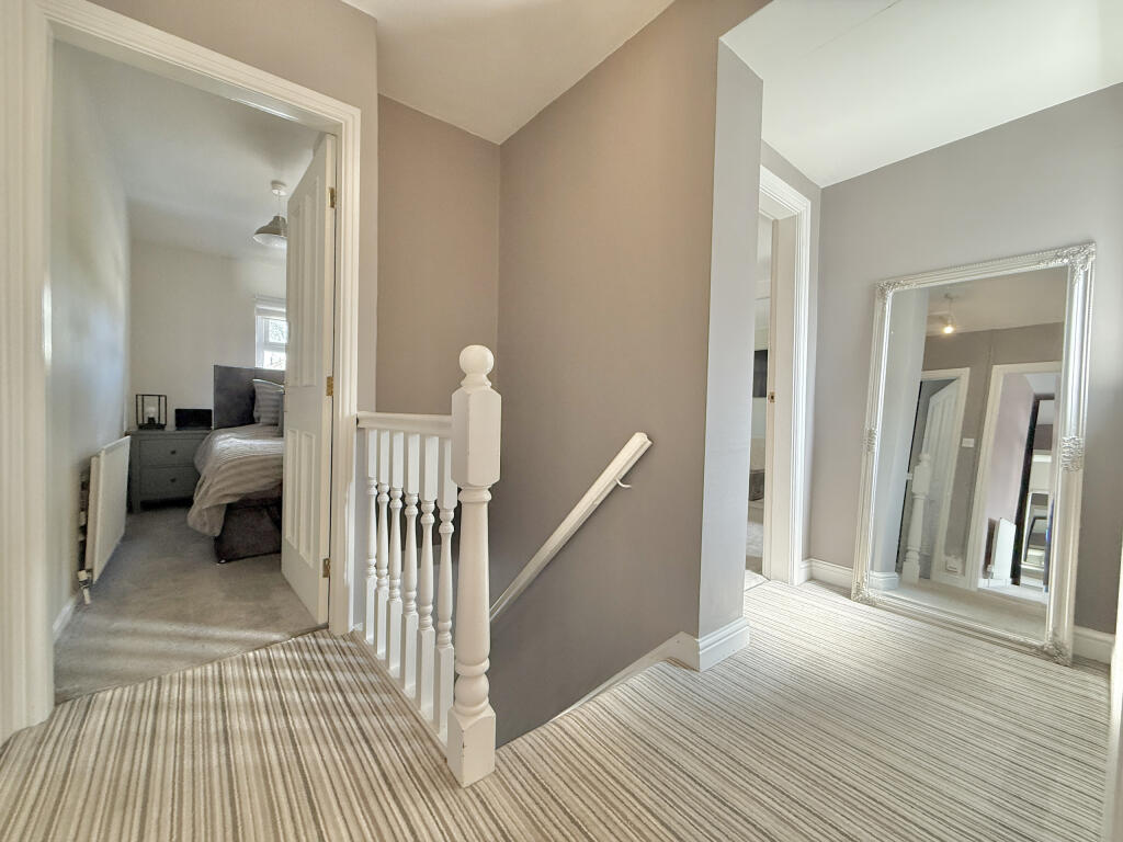 20250806_122917392_iOS