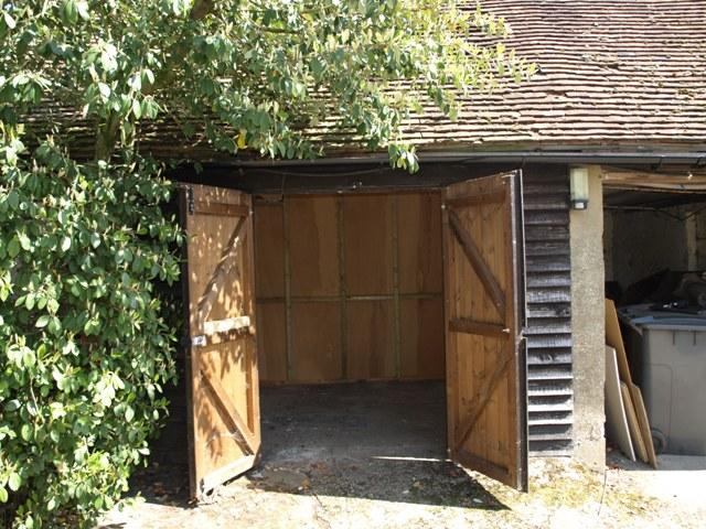 Storage shed