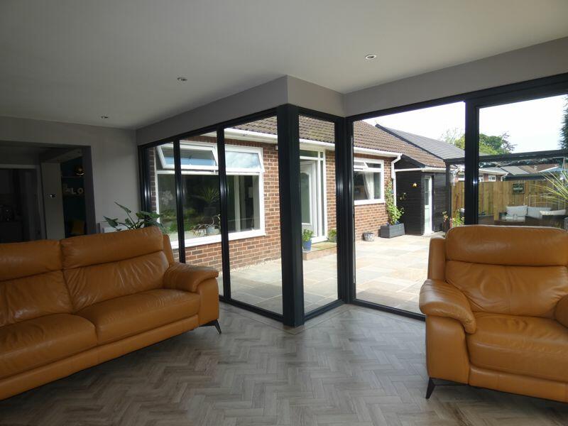 Open plan Lounge/Garden Room