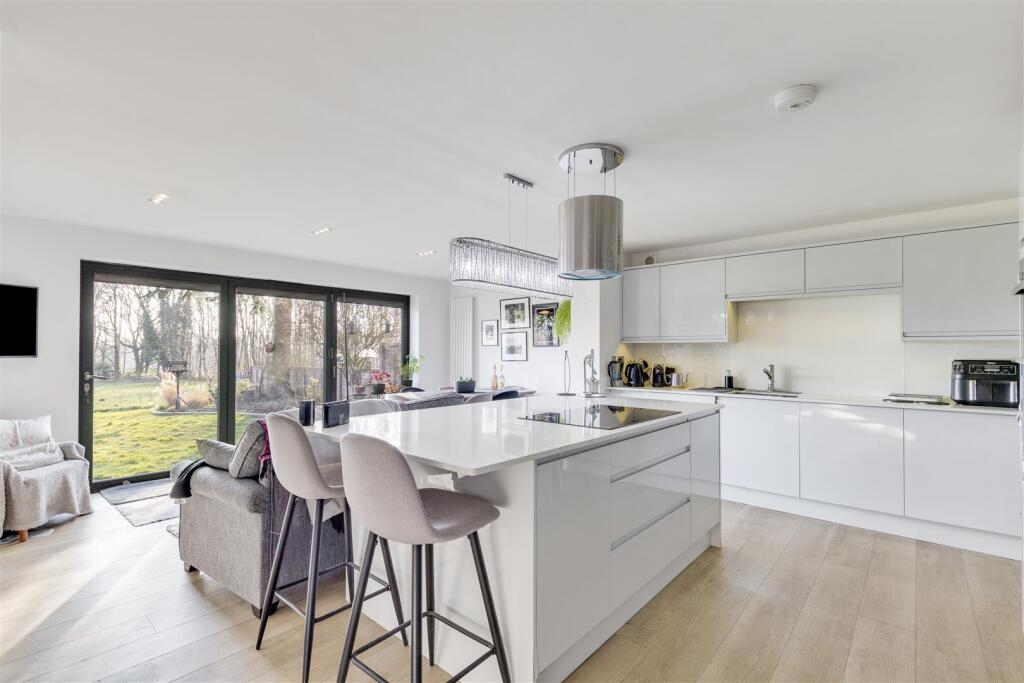 Pear Tree Dell 8-13.jpg