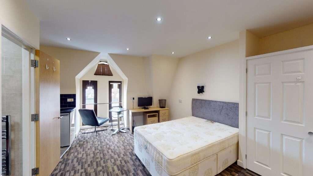 Flat_37_Gladstone_Buildings