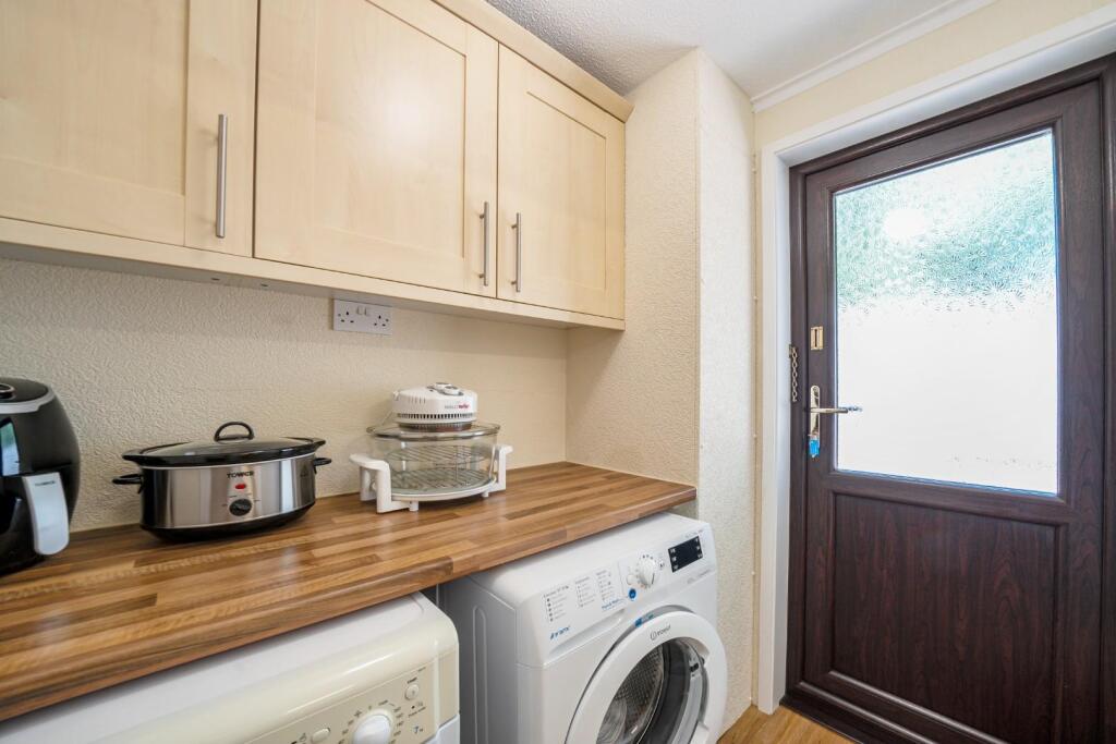 UTILITY ROOM.jpg