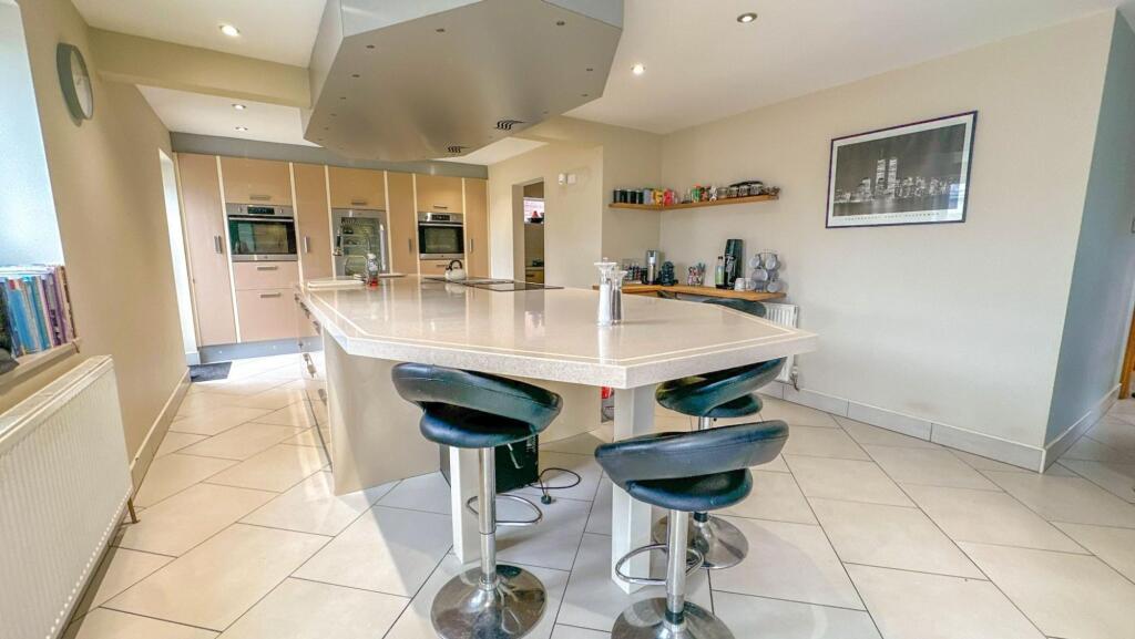 Hamlet Close - Image-11.jpg