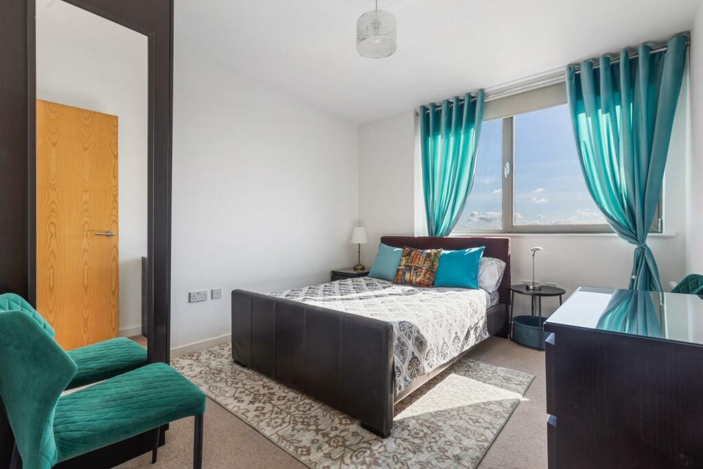 Kelday Heights E1 2PW-No Watermark-5.jpg