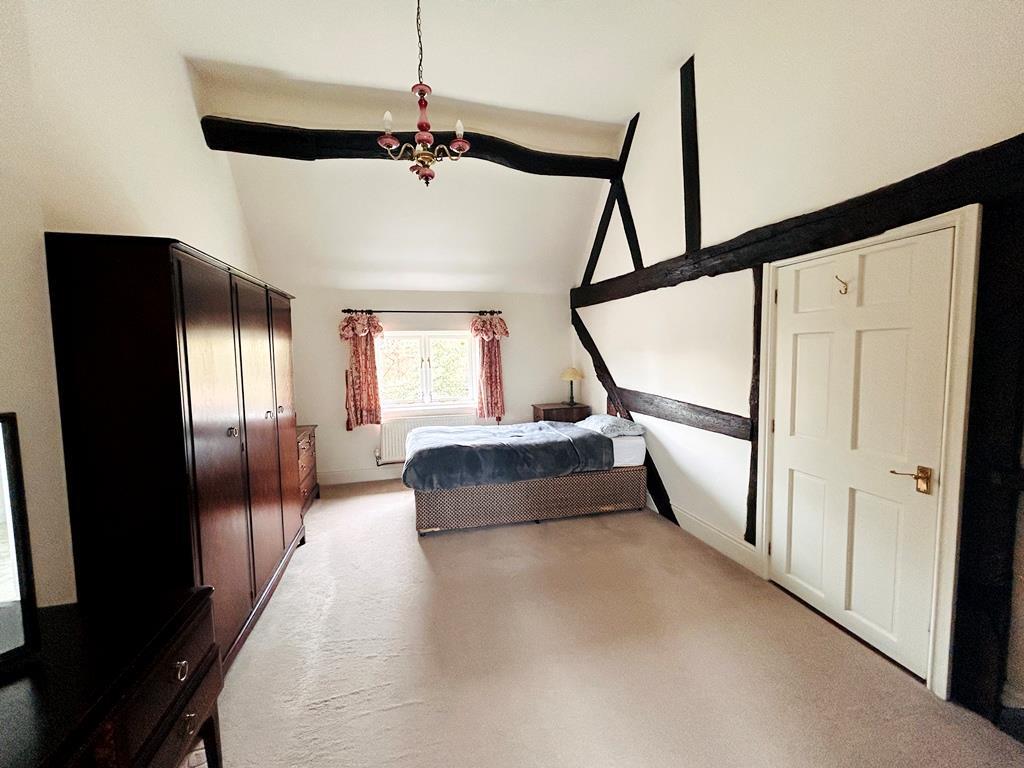 Master Bedroom (1).JPEG