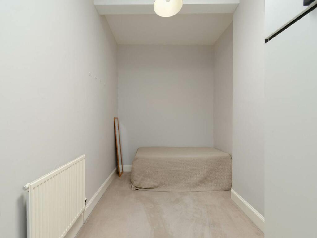 71884_NorthBankStree