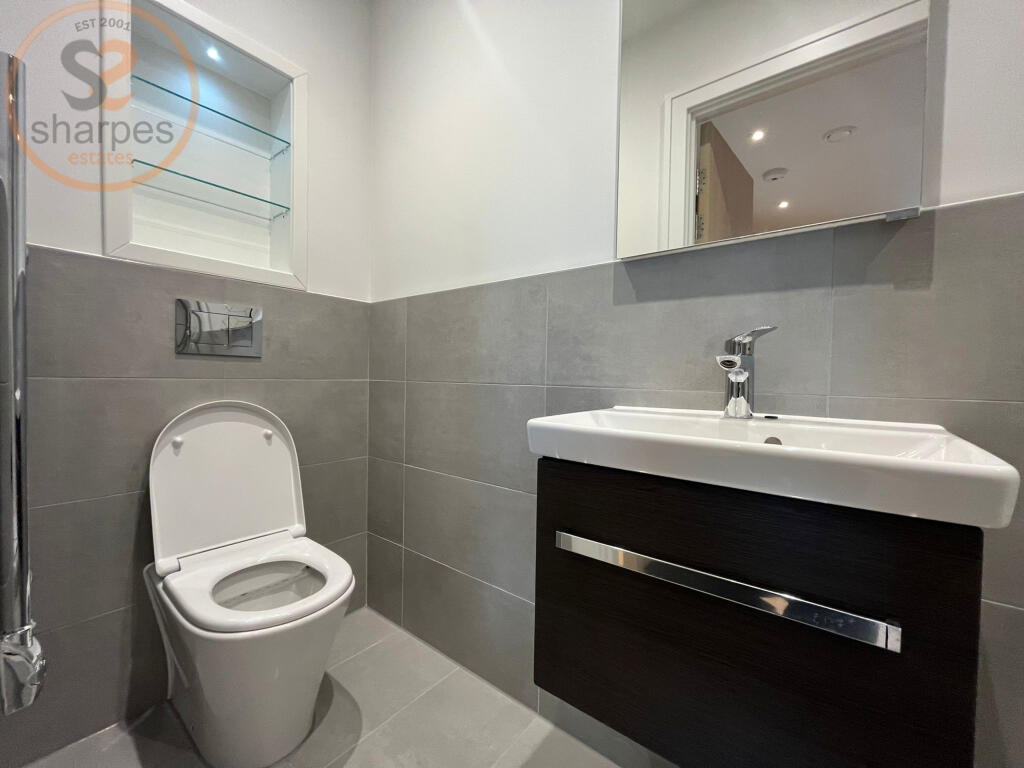 WhatsApp Image 2025-07-24 at 15.50.54 (1).jpeg