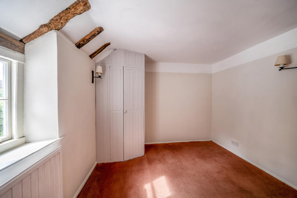 1346937-15-68b181...