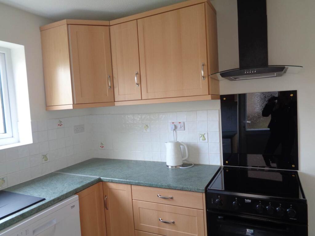 Shirley Close 33 Kit