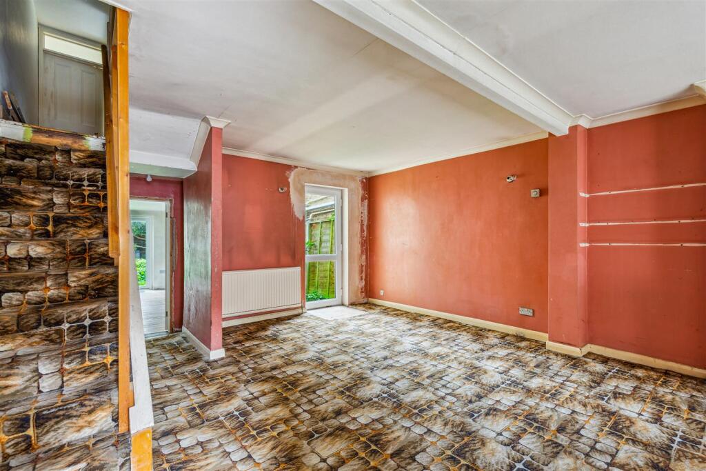 Fraser Street, W4 - FOR SALE