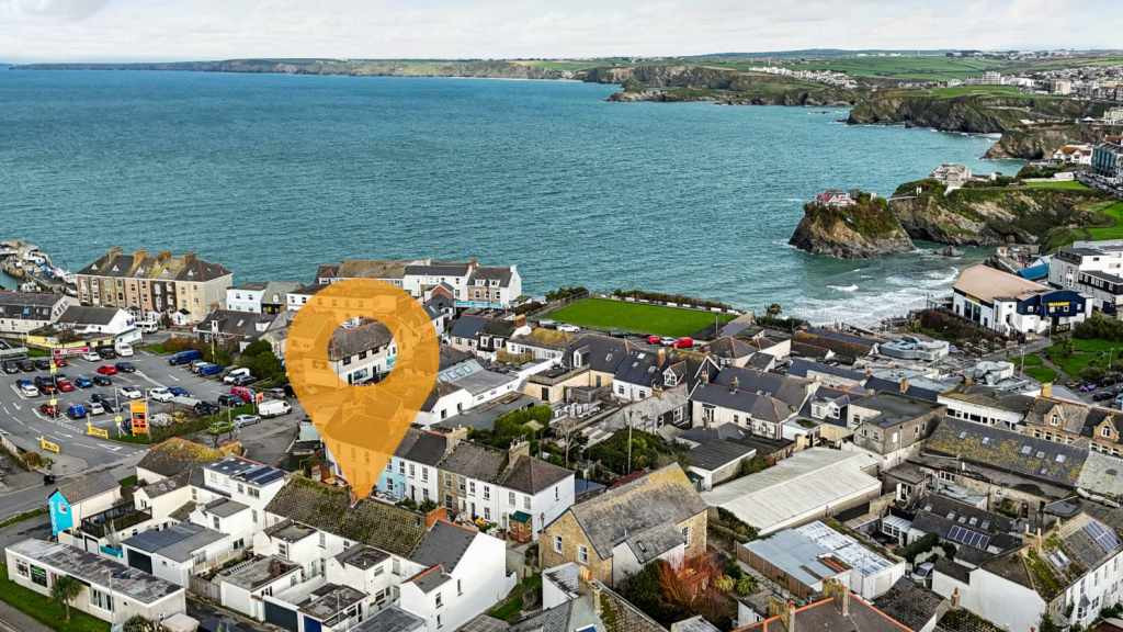 19 Broad Street Drone