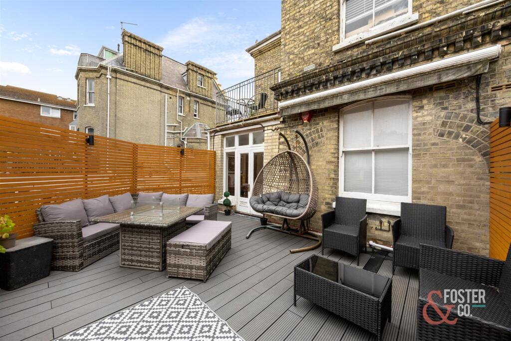 Eaton Garden Mansions,12-003.JPG