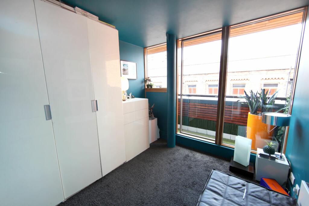 2nd Bedroom balcony access