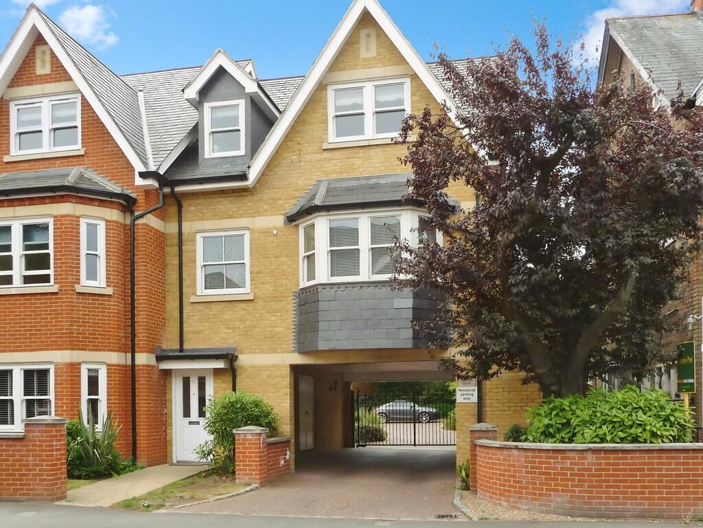 Chestnut House, York Road