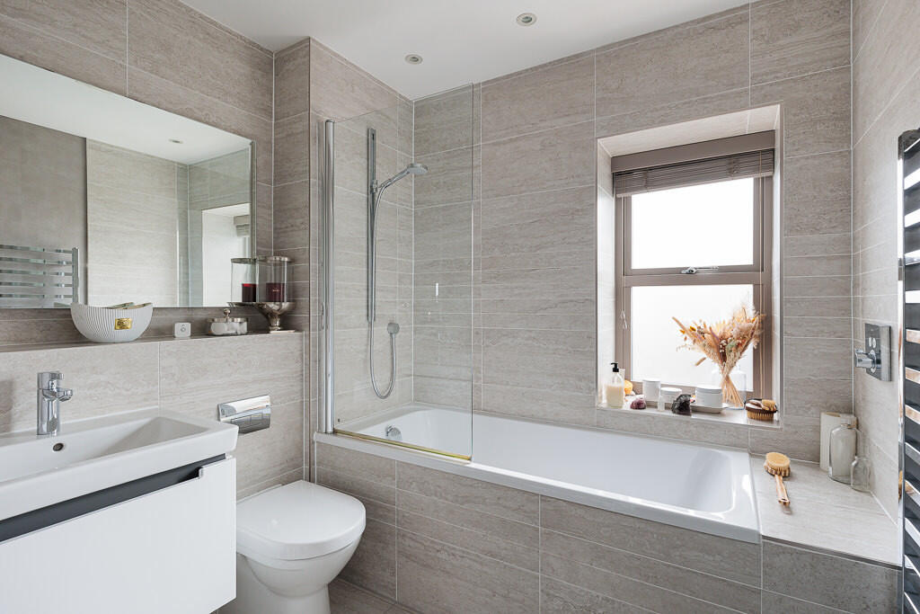 2_kensington_gard...