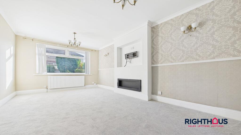 Through Open Plan Lounge/Dining Area