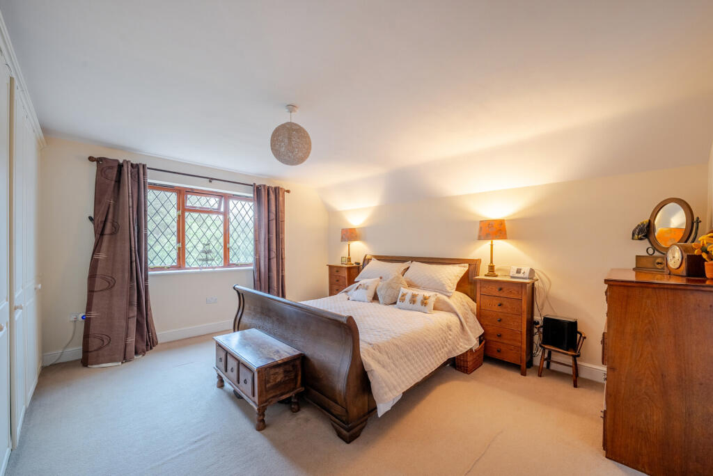 1372612-11-6901f9...