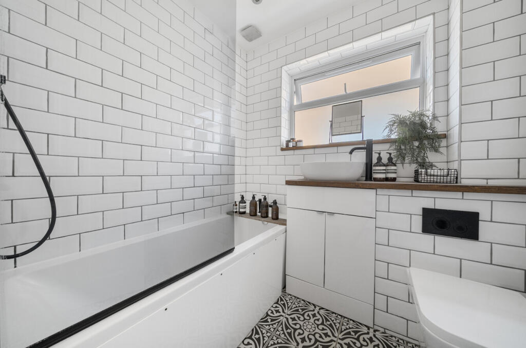 1317097-10-6863c2...