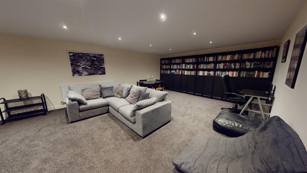 Snug / Cinema Room