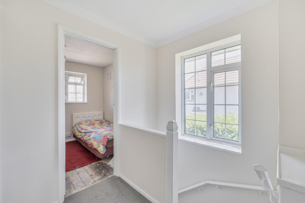 1321698-12-6871028b2c282