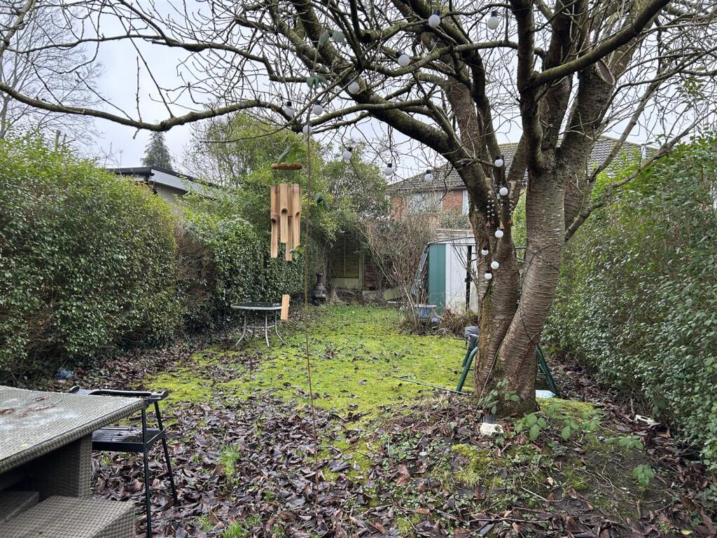 YARDLEY WOOD ROAD 866 GARDEN.jpg