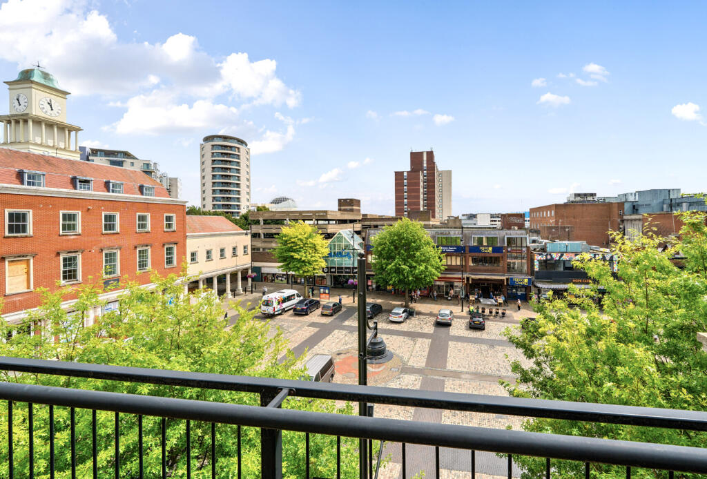 1333727-10-688b79...